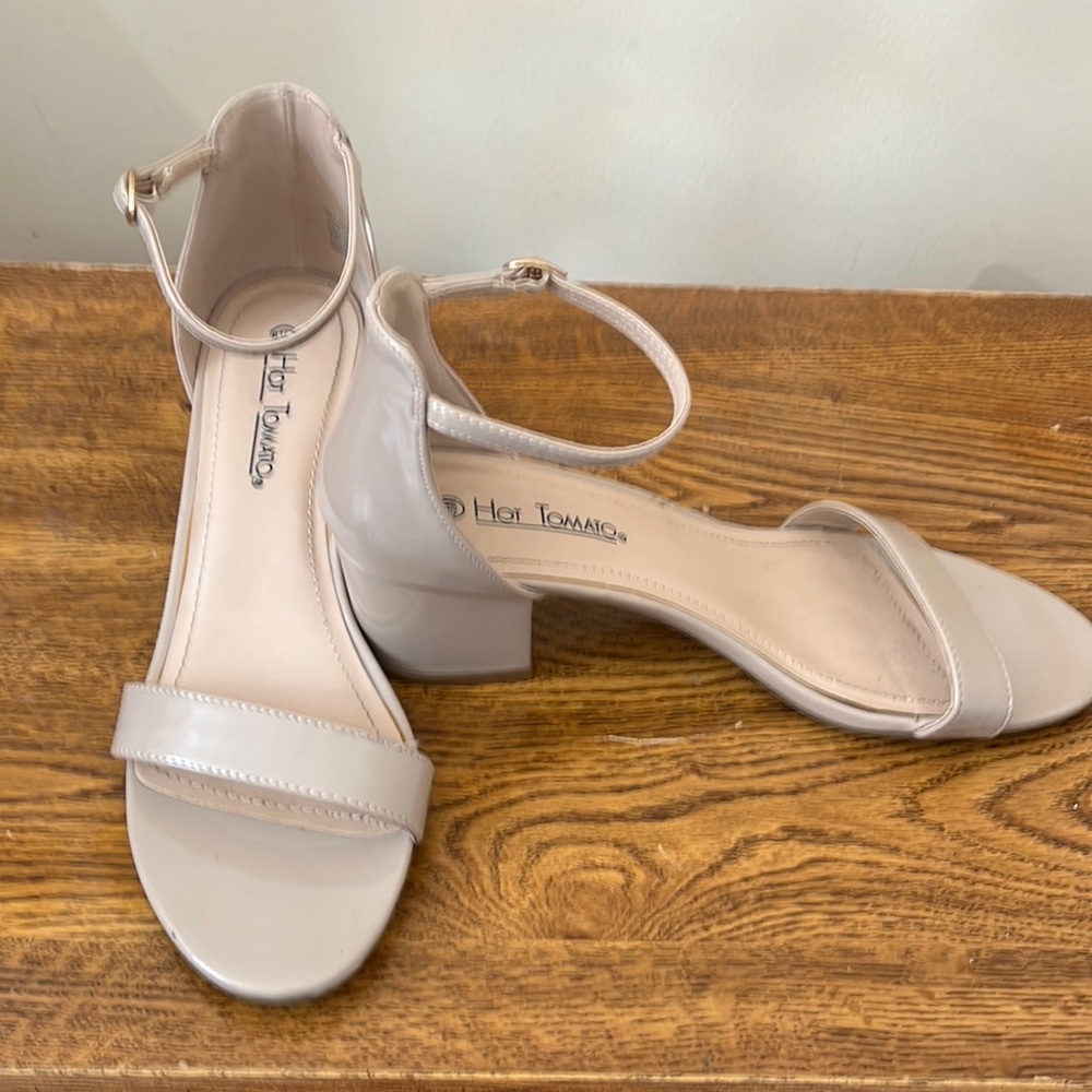 Ladies open toe shoes